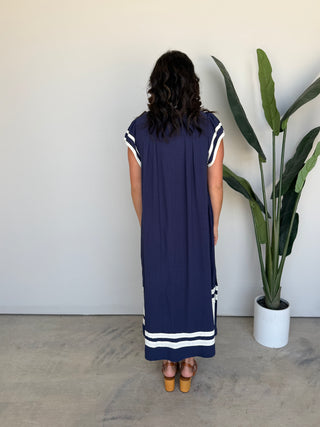 The Arbor Linen Dress (Navy)