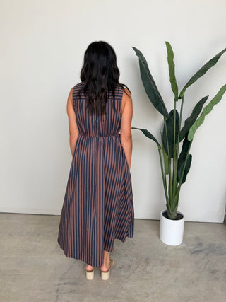 The Vera Tie Dress (Brown)