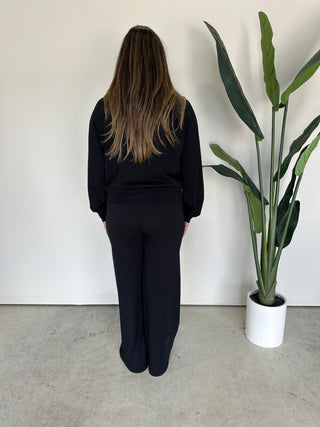 The Jerry Pullover (Black)