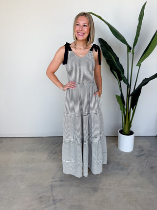 The Elida Smocked Dress (Black)