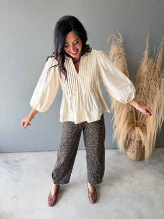 The Krysten Pleated Top (Cream)