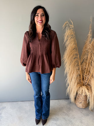 The Krysten Pleated Top (Brown)